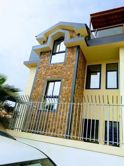 Atlantic Pearl House Bed & Breakfast Baia das Gatas 0*,
