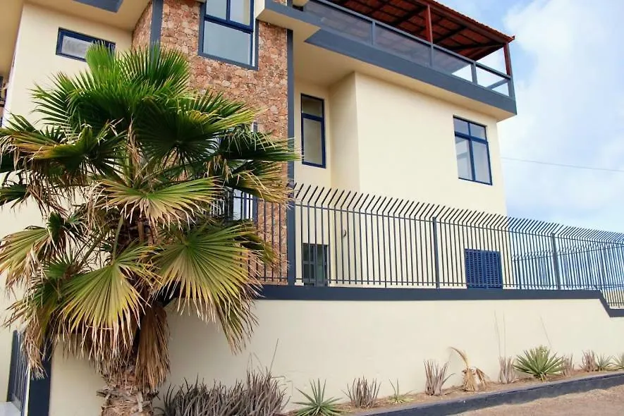 Atlantic Pearl House Bed & Breakfast Baia das Gatas